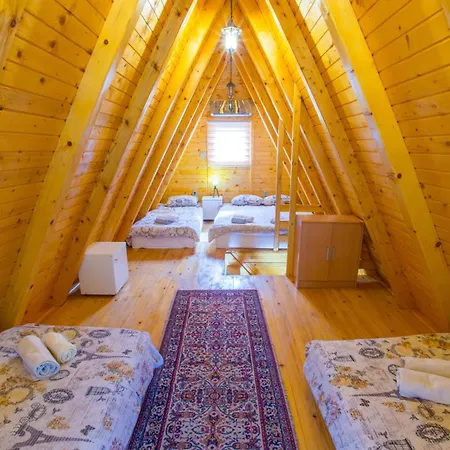 Pyramid Energy House Villa Visoko Exterior photo